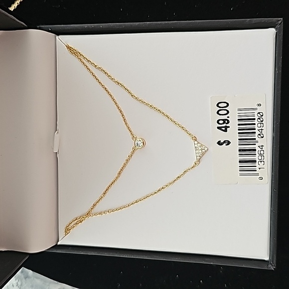 NIB Christian Siriano double layered white triangle and circle stone pendant - Picture 2 of 3